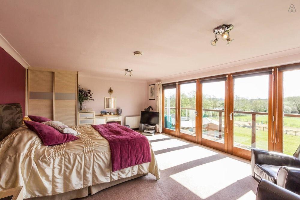 Homelea Bed And Breakfast Canterbury Bagian luar foto